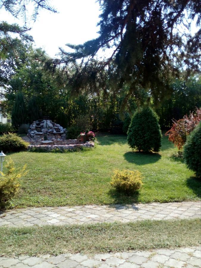 Rajski Vrt Vrdnik Exterior foto